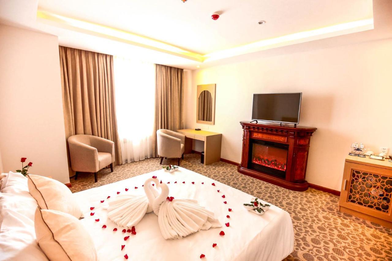 Bavico Plaza Hotel Далат Экстерьер фото