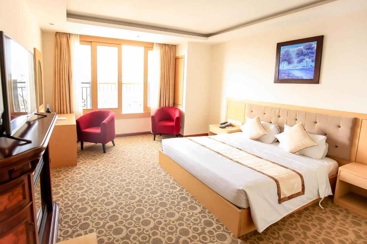 Bavico Plaza Hotel Далат Экстерьер фото